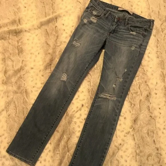 Abercrombie & Fitch Skinny Distressed Jeans Size 2 S 26 X 31 - Picture 1 of 9